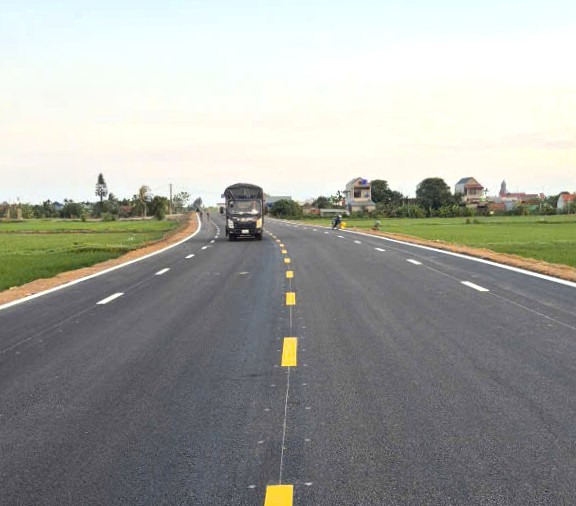 Xây dựng tuyến đường bộ ven biển qua Kim Sơn, tỉnh Ninh Bình tới tỉnh Thanh Hóa 